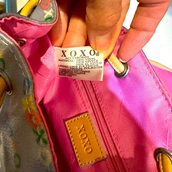 VTG XOXO PERIWINKLE MULTICOLORED LOGO FLAWED DRAWSTRING BACKPACK BAG PURSE 11” - Picture 10 of 13